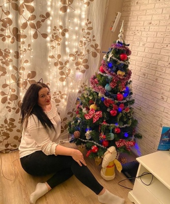 Живу в Москве и готова предложить тебе незабываемые моменты наслаждения. Мои услуги включают все, что ты можешь себе представить - классический секс, оральные ласки, эротический массаж и многое другое. Со мной ты окунешься в мир страсти и наслаждения. Мои фото настоящие, проверяй сам! У меня есть отличные отзывы от предыдущих клиентов, которые говорят о моей профессиональности и умении удовлетворить любое желание. 😘 Не упусти возможность окунуться в мир блаженства со мной! Вива